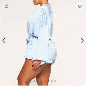 Skims robe and tap short set